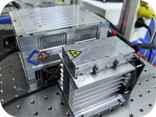 全固态高性能轻量化微片皮秒激光...